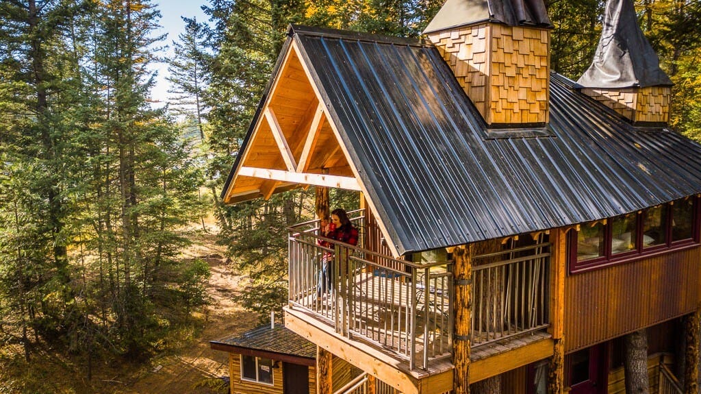 Meadowlark Treehouse at Montana Treehouse Retreat Teeny Abode
